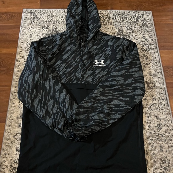 Under Armour Other - Under Armour Windbreaker